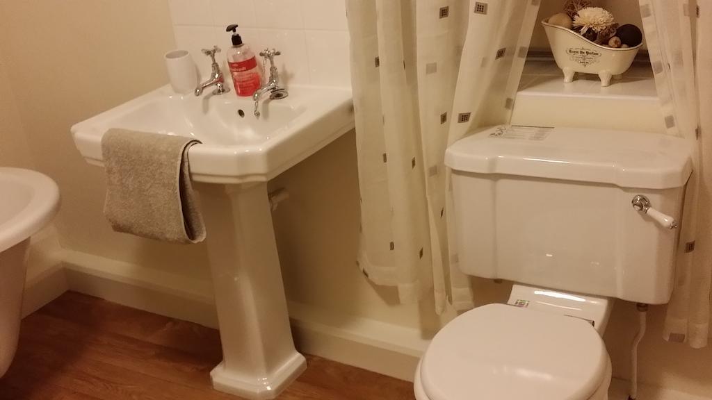 Roosecote Guest House Barrow-in-Furness Ruang foto