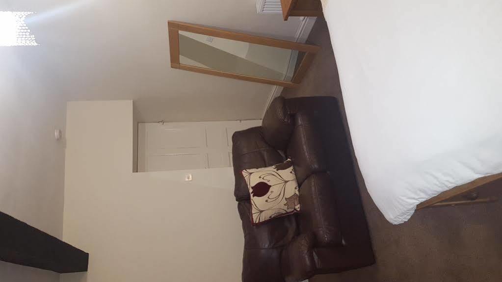 Roosecote Guest House Barrow-in-Furness Bagian luar foto
